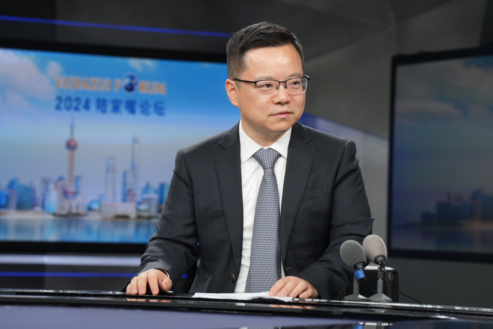 2025展望：差异中寻机遇，一级市场破局向新